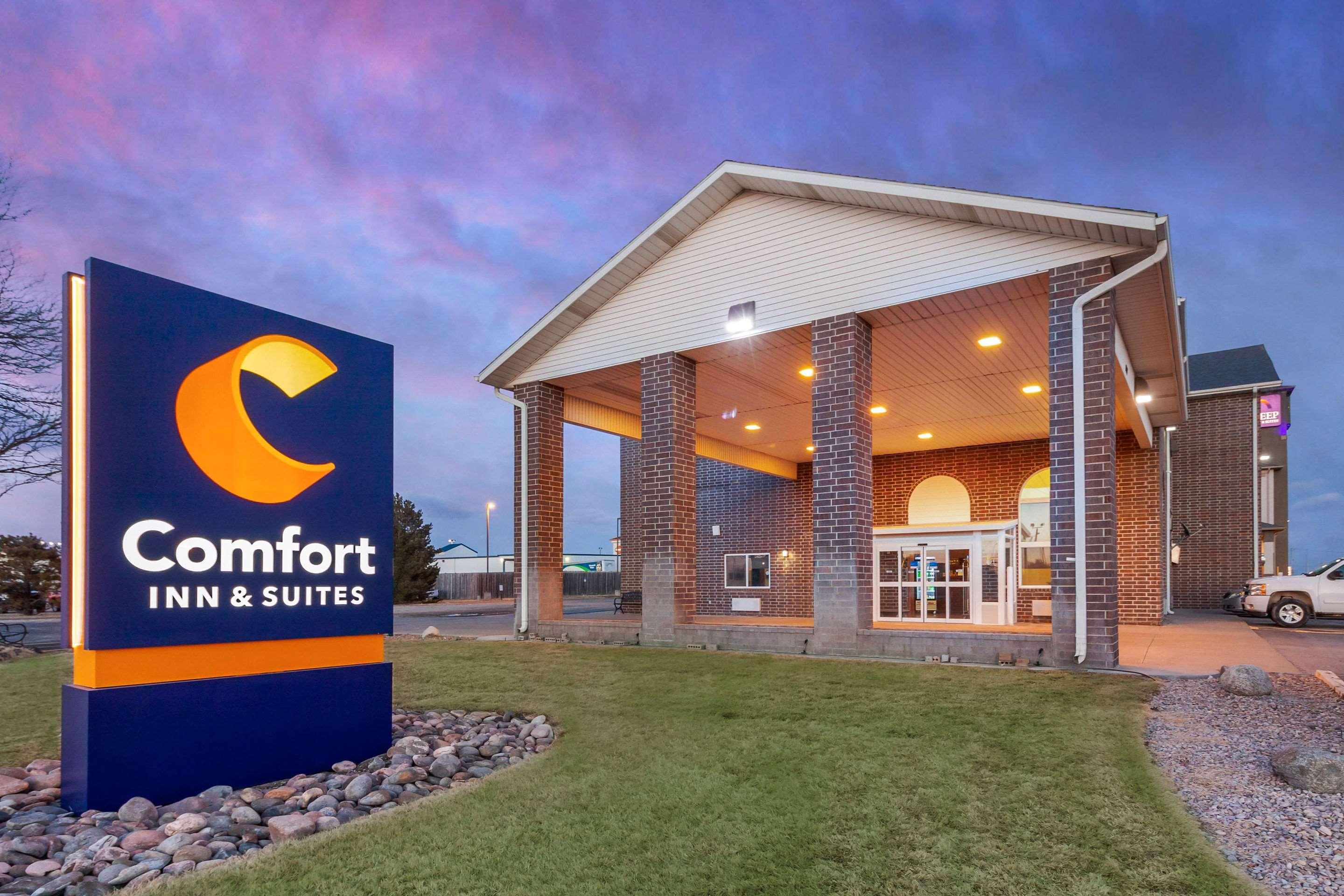 Comfort Inn & Suites Hays I-70 Εξωτερικό φωτογραφία