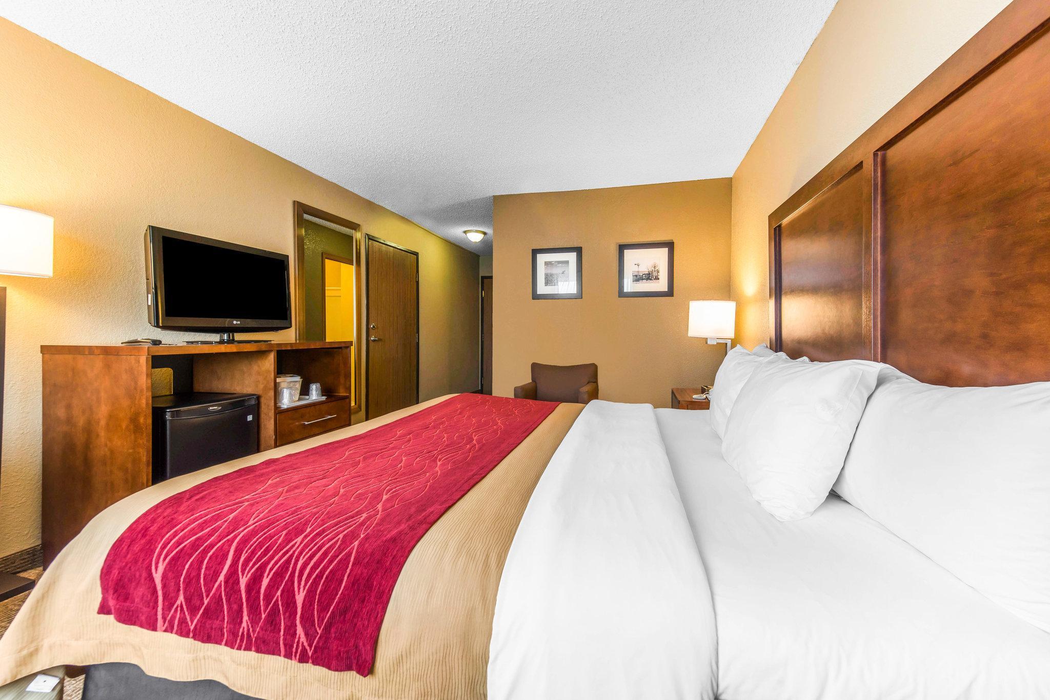 Comfort Inn & Suites Hays I-70 Εξωτερικό φωτογραφία
