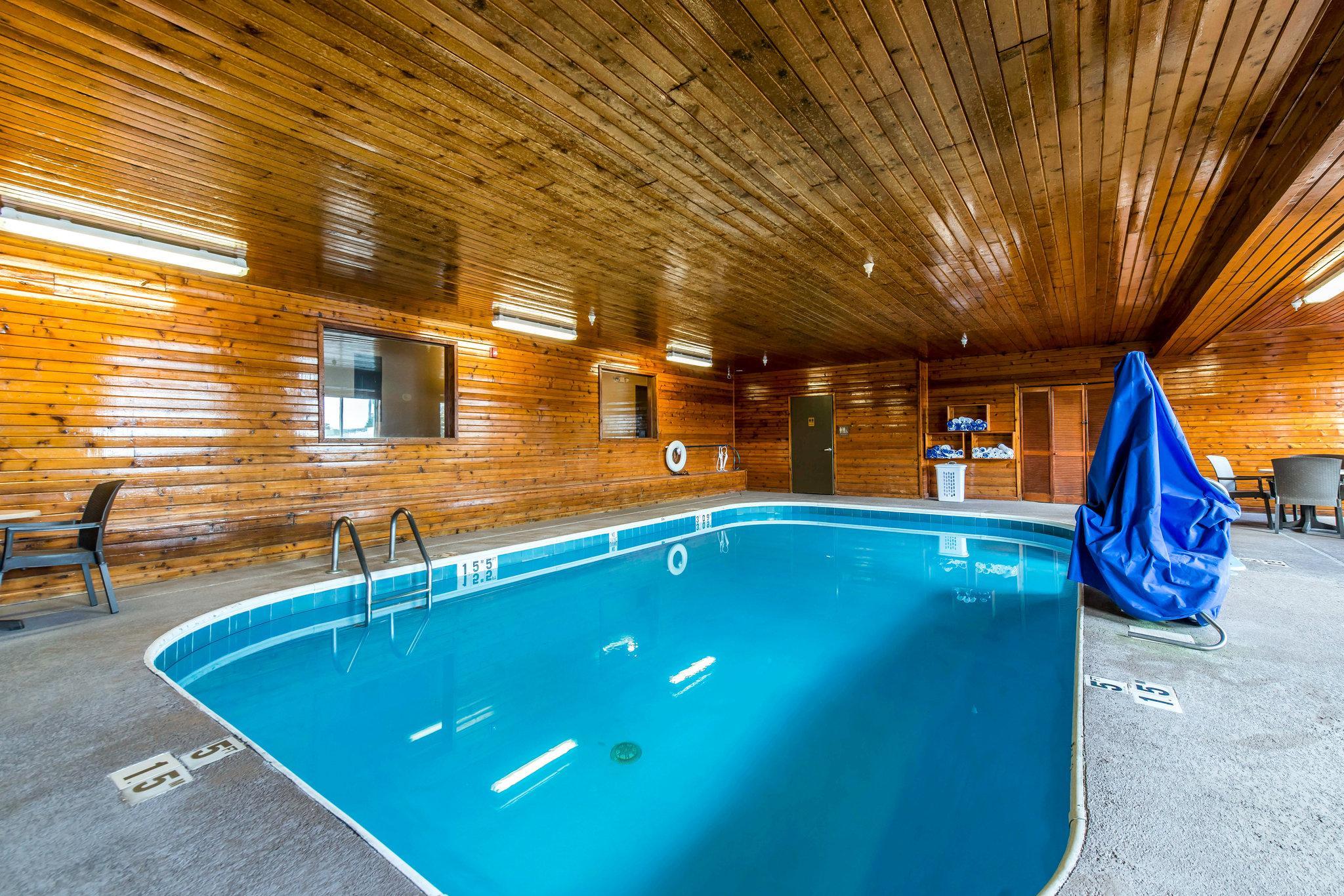 Comfort Inn & Suites Hays I-70 Εξωτερικό φωτογραφία