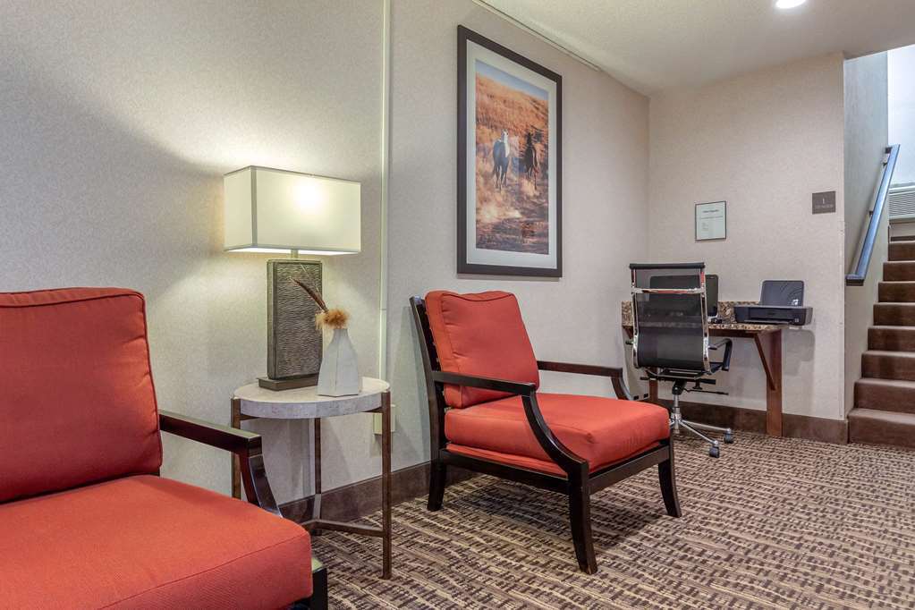 Comfort Inn & Suites Hays I-70 Ανέσεις φωτογραφία