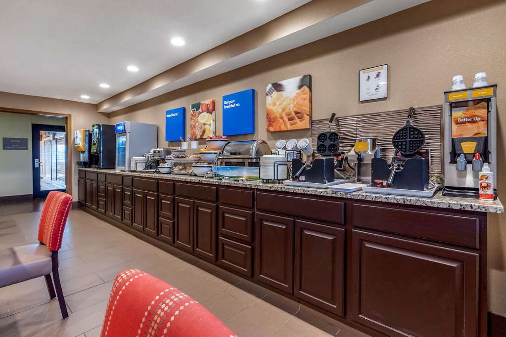 Comfort Inn & Suites Hays I-70 Εστιατόριο φωτογραφία