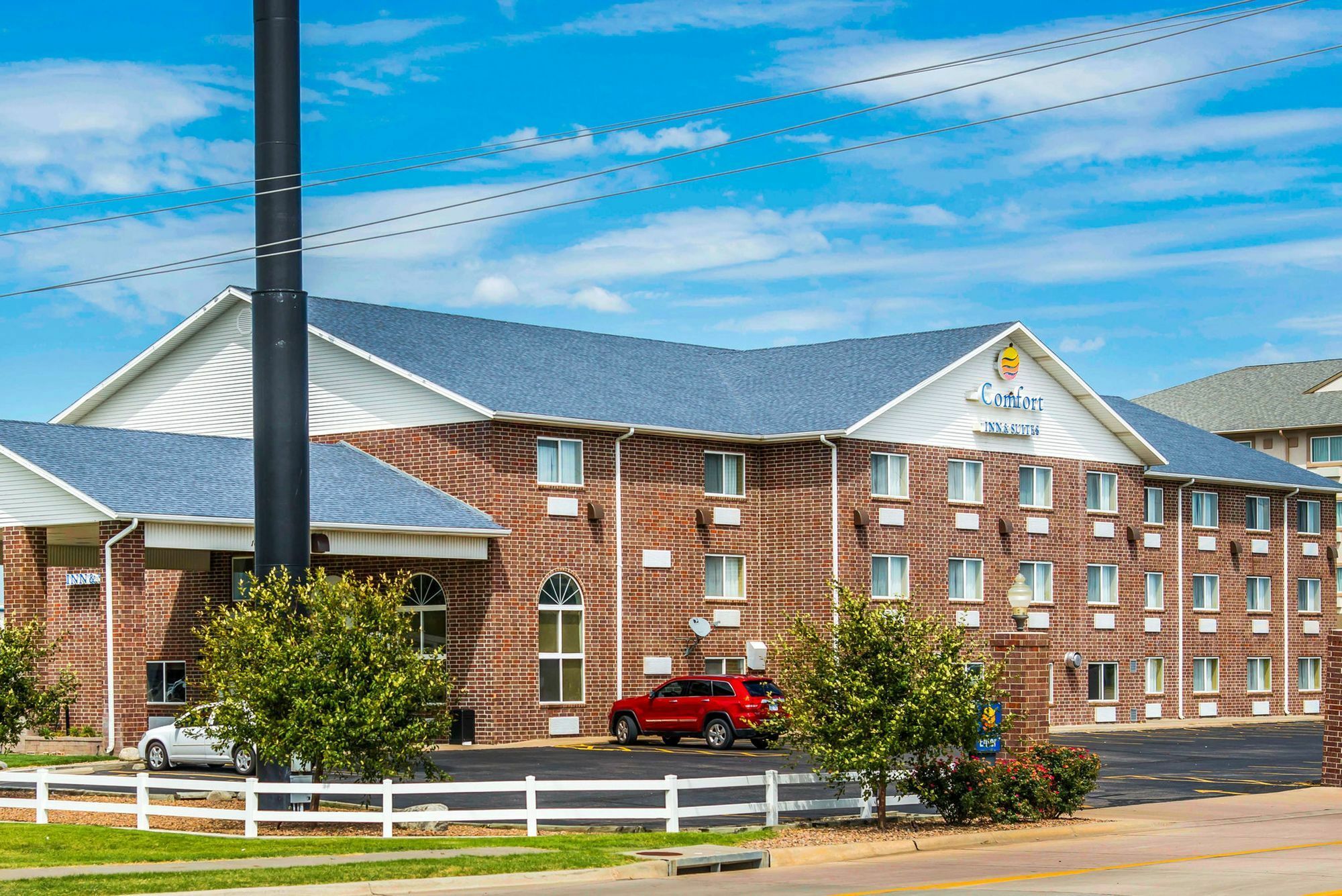 Comfort Inn & Suites Hays I-70 Εξωτερικό φωτογραφία