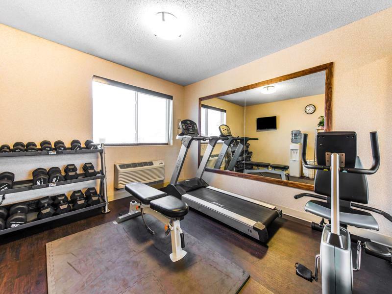 Comfort Inn & Suites Hays I-70 Εξωτερικό φωτογραφία